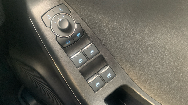 Ford Puma 1.0 EcoBoost Hybrid mHEV Titanium 5dr Petrol Hatchback